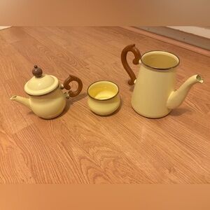 Victoria & Richard MacKenzie Childs Yellow-Gold Tea Set